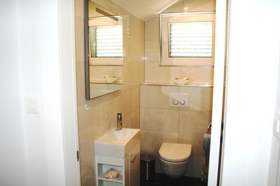 White Anchor Apartment Vodice Exterior photo